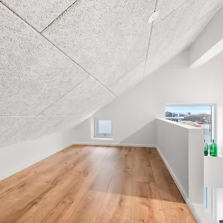 Lovely With A Large Balcony Facing The Dunes - 1020 * 灵克宾