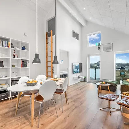 Lovely With A Large Balcony Facing The Dunes - 1020 灵克宾