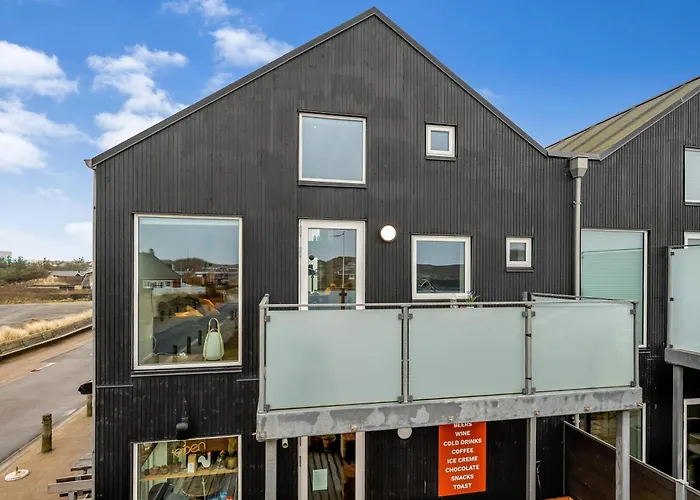 Lovely With A Large Balcony Facing The Dunes - 1020 *