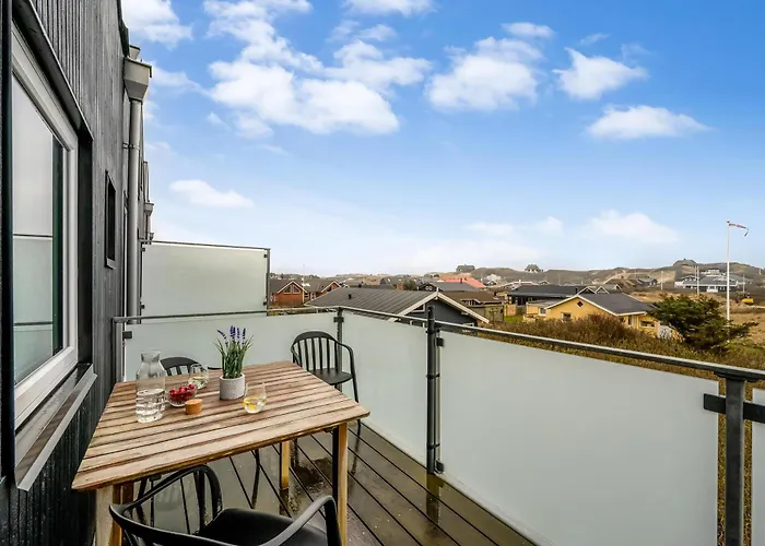 Lovely With A Large Balcony Facing The Dunes - 1020 *
