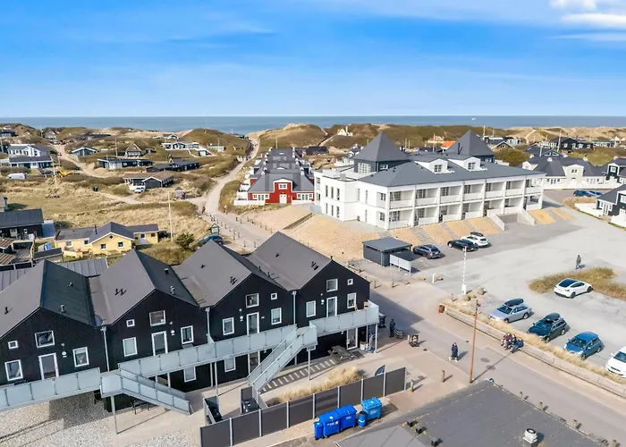 Lovely With A Large Balcony Facing The Dunes - 1020 *